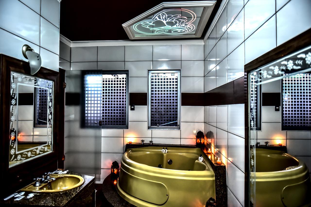 Genus Motel (Adults Only) Uberaba Luaran gambar